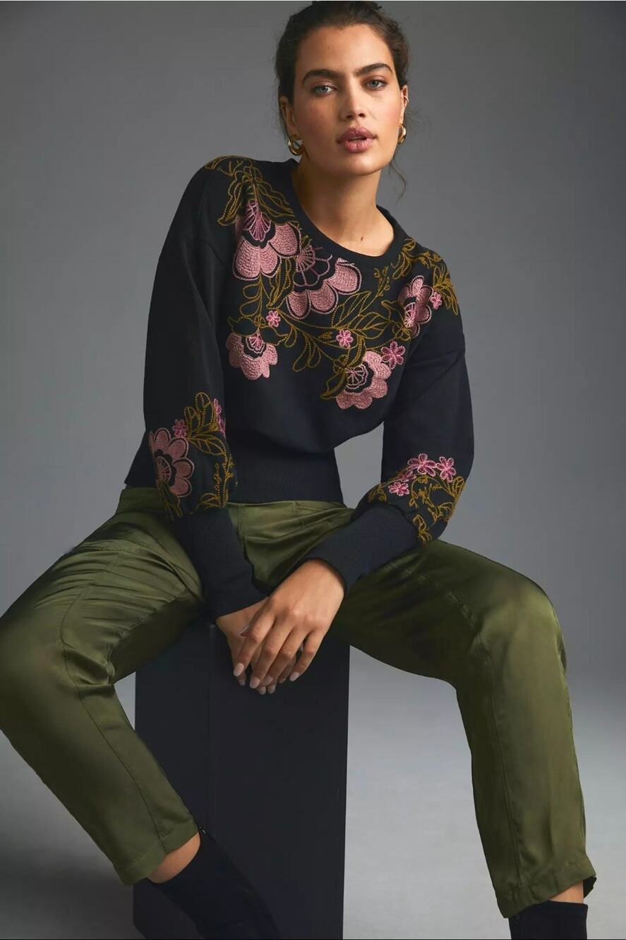 Anthropologie Embroidered Floral Sweatshirt. Size S.